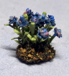 Bachelor Button Quarter-inch scale