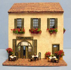 Le Cafe Jardin 1/144th scale