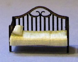 Daybed 1/144th scale
