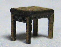 Fancy End Table 1/144th scale