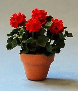 Geraniums in a Terra Cotta Pot Half-inch scale