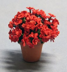 Impatiens in a Terra Cotta Pot Half-inch scale
