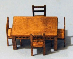 Mesa Dining Table and 4 Chairs Quarter-inch scale