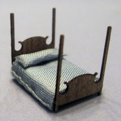 Emma's Four-Post Bed 1/144th scale Emma's Four-Post Bed 1/144th scale