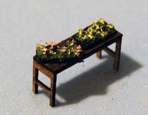 Potting Table and Flats 1/144th scale