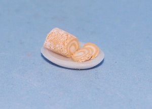 Pumpkin Roll Half-inch scale