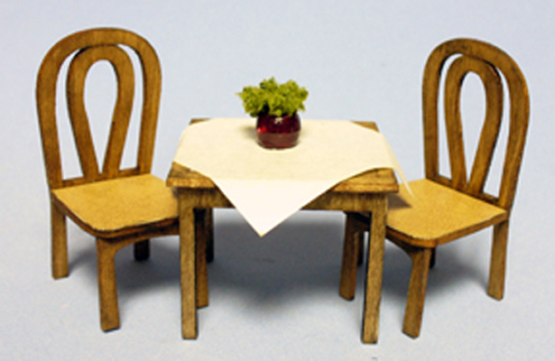 Cafe Table and 2 Chairs Half-inch scale - Click Image to Close
