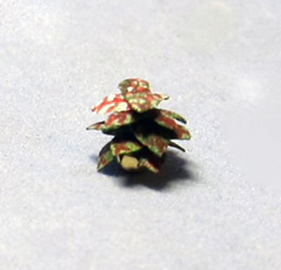 Caladium in a Bead 1/144th scale - Click Image to Close