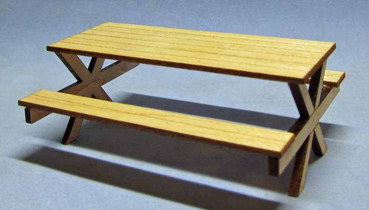 Picnic Table Half-inch scale - Click Image to Close