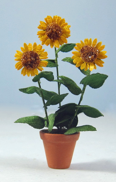 Sunflower in a Terra Cotta Pot One-inch scale - Click Image to Close