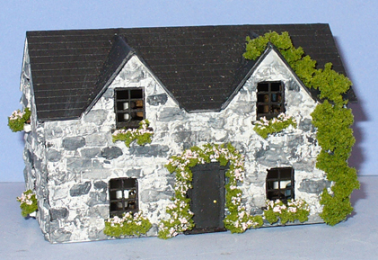 Windwhistle Cottage 1/144th scale - Click Image to Close